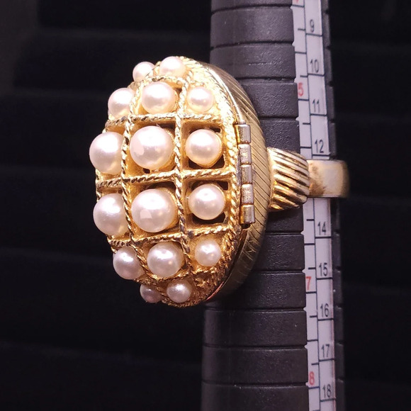 Avon Jewelry - Vintage Avon Pearl Perfume Poison Cocktail Ring "Ring of Pearls" Adjustable